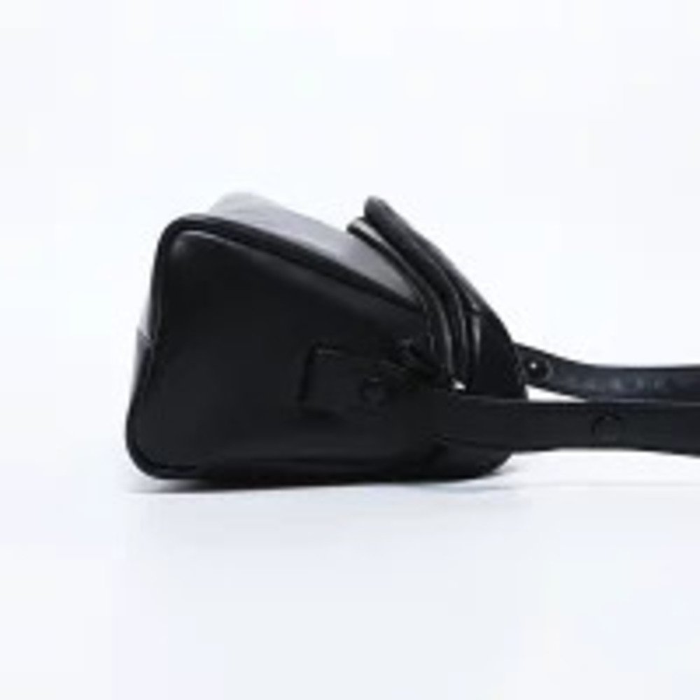 Prada Leather Shoulder Bag Black - Picture 5 of 13